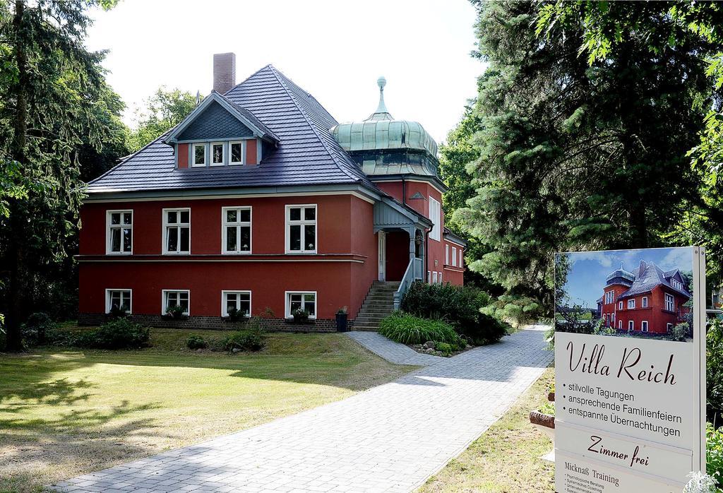 Gaestehaus Villa Reich Lübben エクステリア 写真